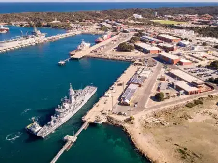 Hmas stirling 600x338 jpg